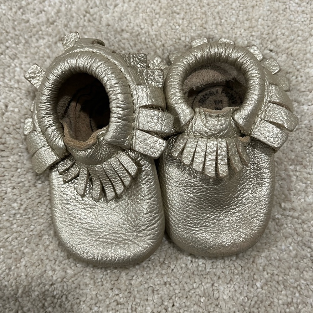 Freshly Picked moccasins size 2